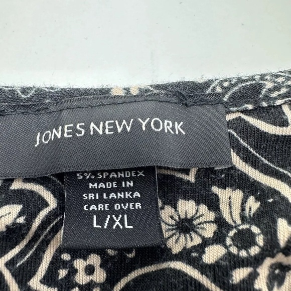 Jones New York Belted Robe Women’s L/XL 3/4 Sleeves Tan Black Paisley V Neck - Picture 4 of 8